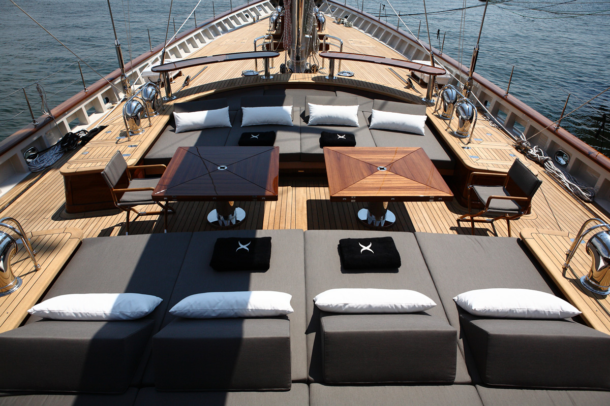 navigo-yachts-home-006