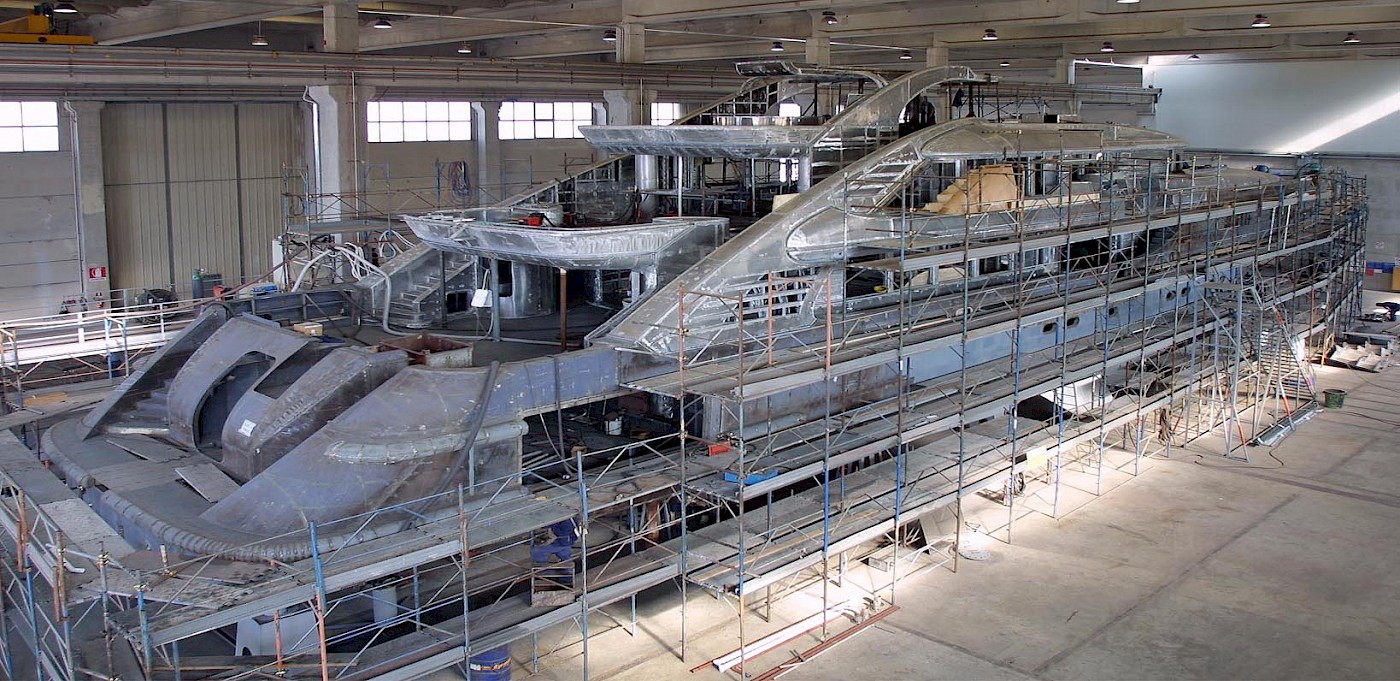 yacht en construction